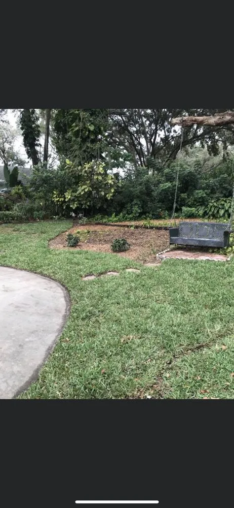 Top-rated residential landscaping experts serving Plant City, FL - Casper's Friendly Lawn Service