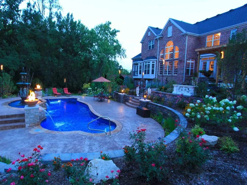 Custom landscaping services in Springfield, VA by Cassella Design & Build