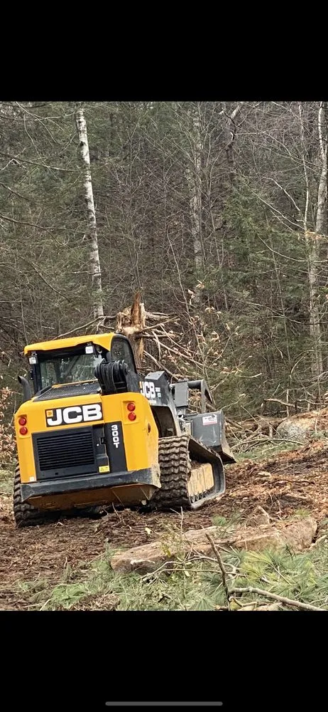 Custom residential landscaping experts serving Milford, NH - Cassidy Tree and Landscape