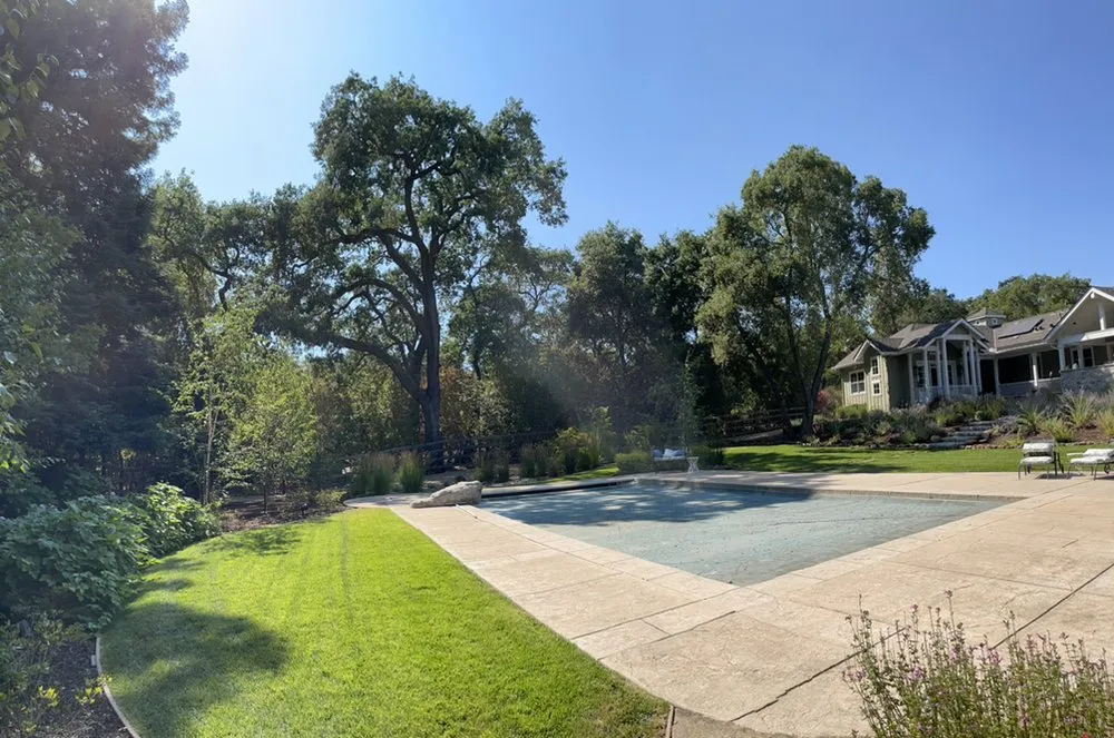 Reliable yard cleanup service in Morgan Hill, CA - Castaneda Landscaping