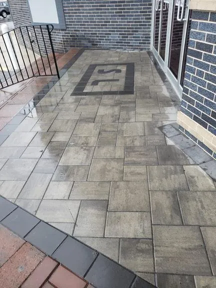 Reliable yard maintenance for year-round maintenance in Wilmington, DE by Castaneda Landscaping