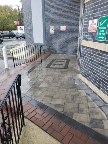 Reliable lawn mowing service in Wilmington, DE by Castaneda Landscaping