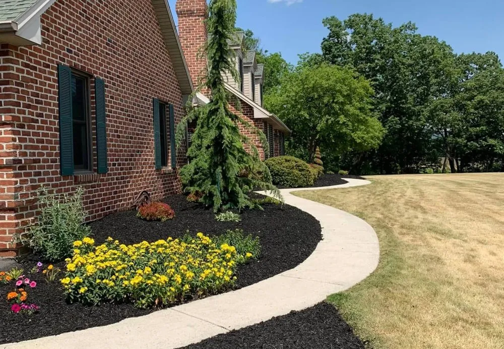 Professional residential landscaping for year-round maintenance in Manassas, VA by Castaneda's Land services