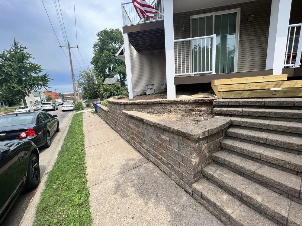 Top-rated outdoor landscaping experts serving Minneapolis, MN - Castell Construction