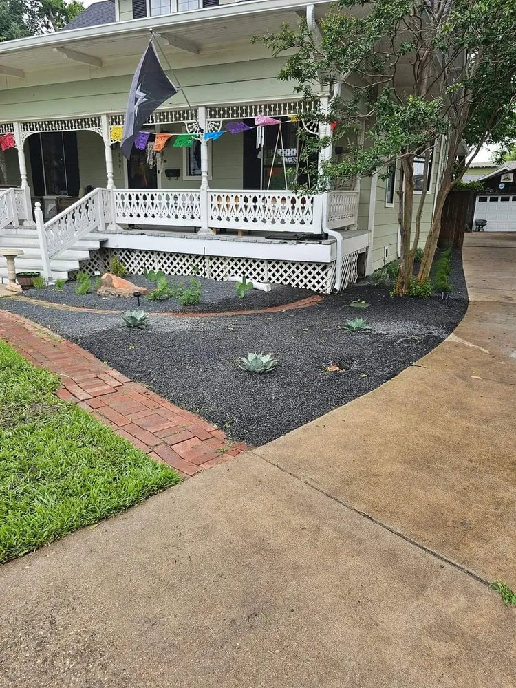 Reliable lawn mowing service near you across Fort Worth, TX - Castellanos landscaping