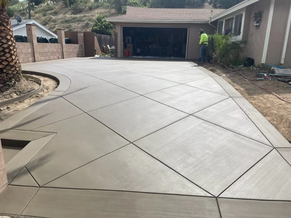 Local residential landscaping experts serving Fallbrook, CA - Castillo Hardscape