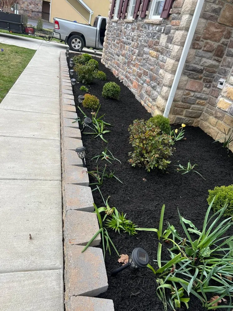 Expert residential landscaping in Delair, NJ - Castillo Landscape Services
