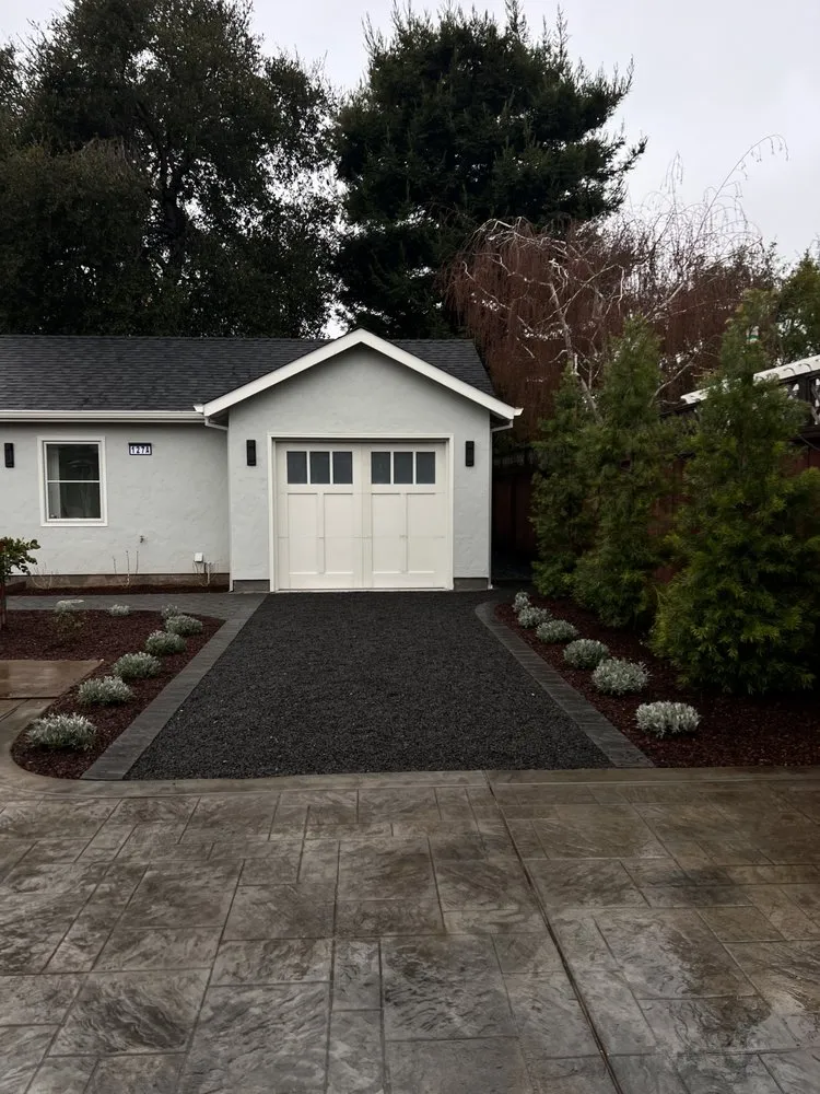 Reliable lawn mowing service for beautiful yards across Redwood City, CA - Castillo Landscaping & Tree Services