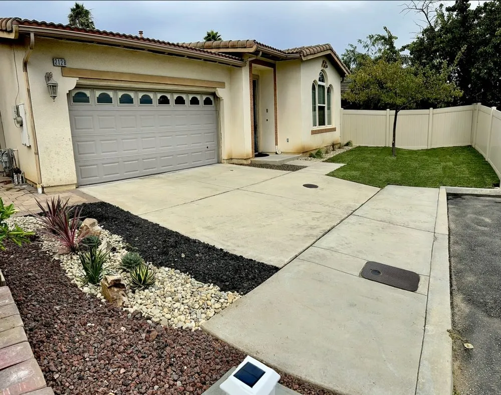 Reliable residential landscaping in Long Beach, CA by Castillo Landscaping