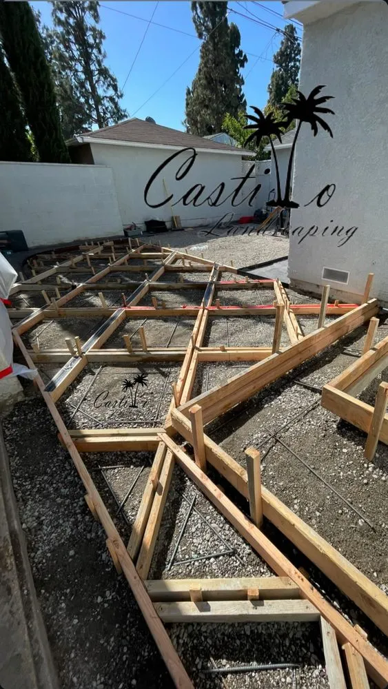 Expert outdoor landscaping in Long Beach, CA by Castillo Landscaping