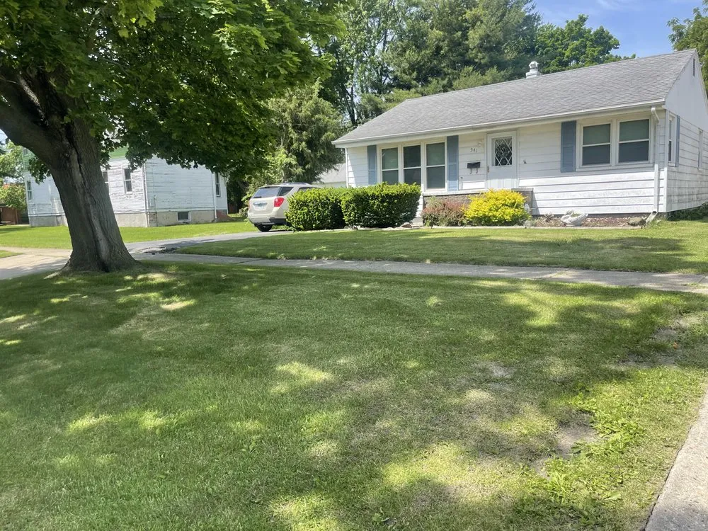 Professional lawn care service for residential properties across Kewanee, IL - Castillo Lawn Care Service