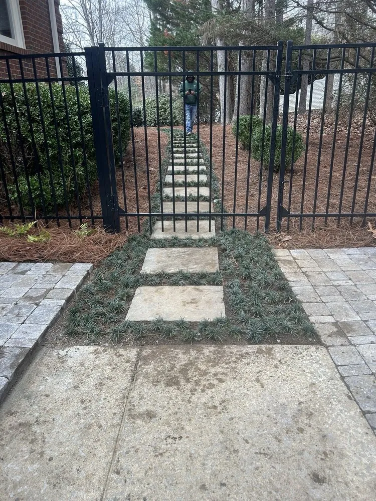 Affordable lawn mowing service in Vincent, AL - Castillo Overview Construction