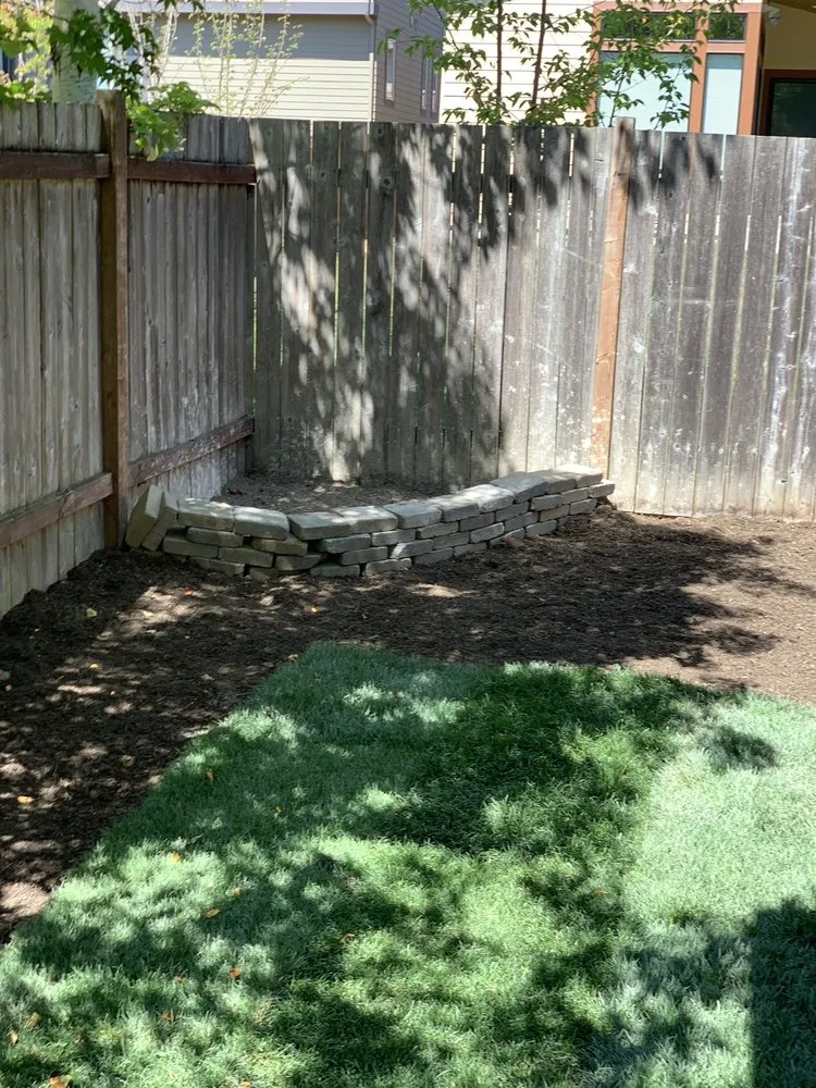 Professional garden landscaping experts serving Issaquah, WA - Castillos Landscape And Hardscape