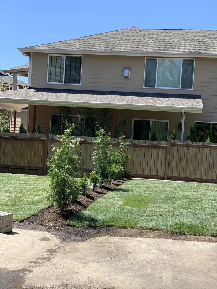 Local garden landscaping experts serving Issaquah, WA - Castillos Landscape And Hardscape