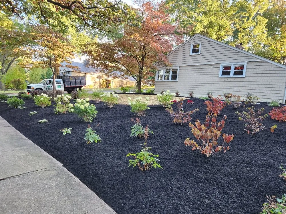 Top-rated garden landscaping in Reading, PA by Castillos Landscaping