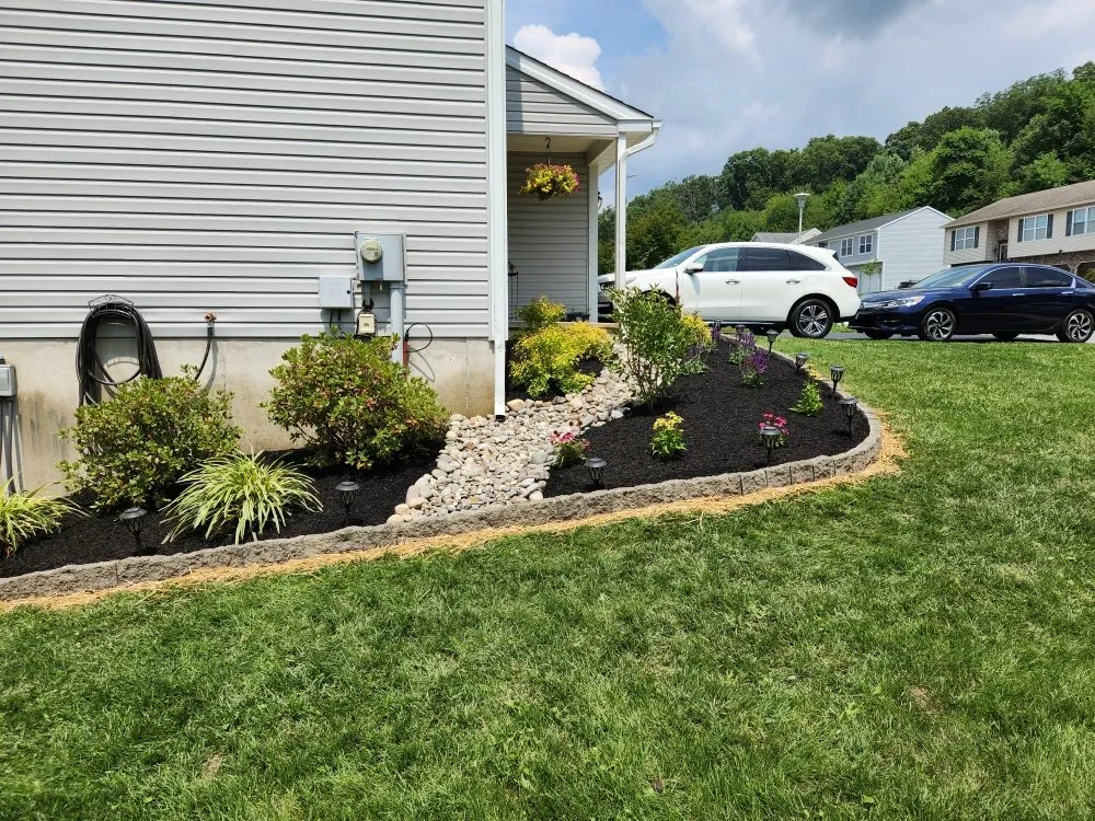 Trusted outdoor landscaping with custom design across Reading, PA - Castillos Landscaping
