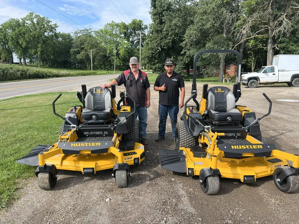 Local landscape design experts serving Elkhart, IN - Castillo's Lawn Care & Landscaping