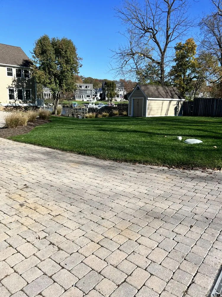 Trusted garden landscaping for beautiful yards across Edgewater, MD - Castillo's Tree Services