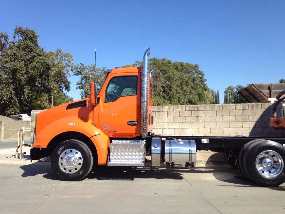 Top-rated yard cleanup service experts serving Vacaville, CA - Castle & King Rock & Ready Mix