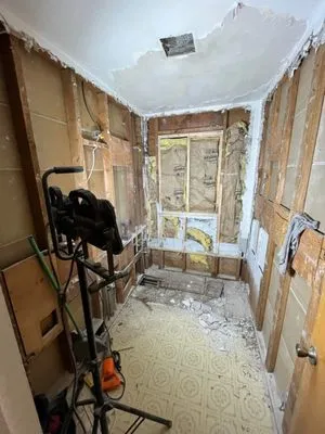 Castle JR Landscaping & Painting Logo