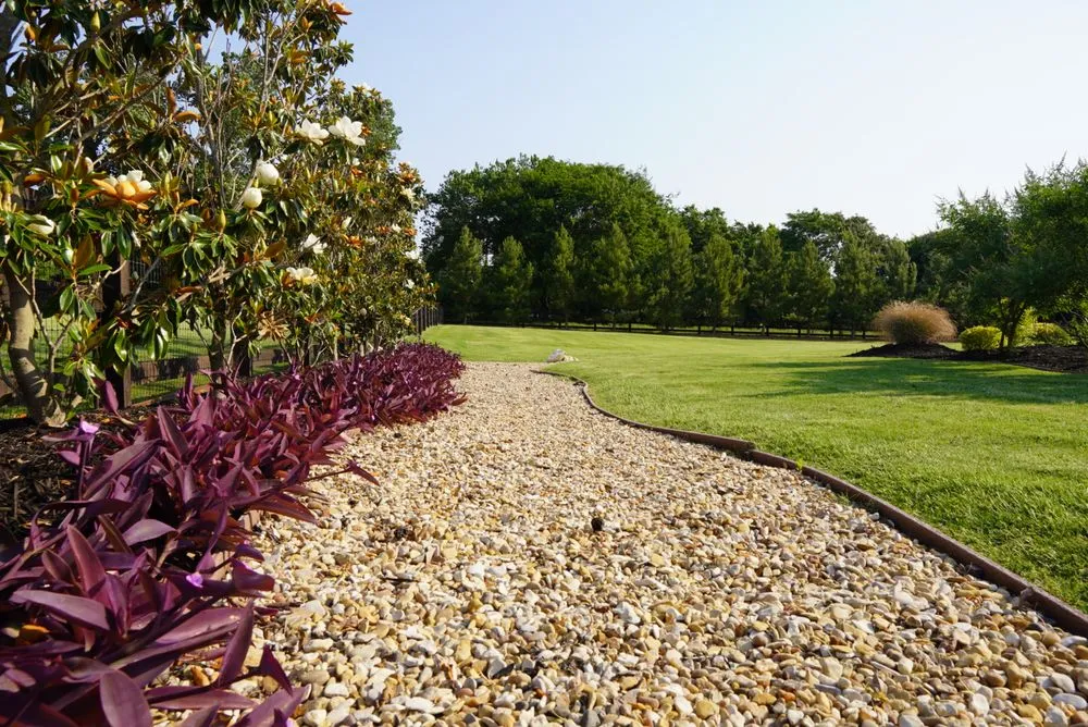 Local outdoor landscaping experts serving Sanger, TX - Castle Lawncare & Landscaping