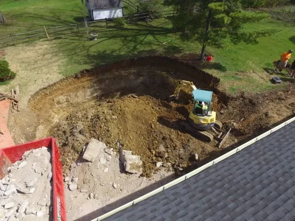 Top-rated lawn mowing service in Cincinnati, OH by Castleman Landscape Services