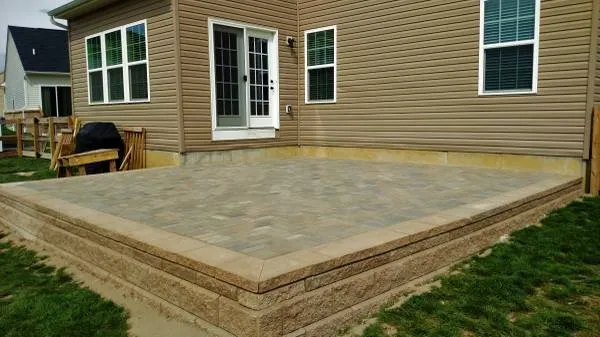 Expert lawn mowing service in Cincinnati, OH - Castleman Landscape Services