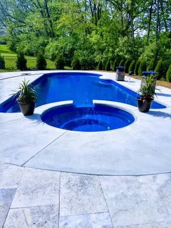 Affordable landscaping services experts serving Cincinnati, OH - Castleman Landscape Services
