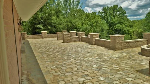 Top-rated landscape installation in Cincinnati, OH by Castleman Landscape Services