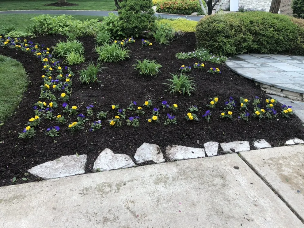 Top-rated landscaping services in Aurora, IL - Castro Construction