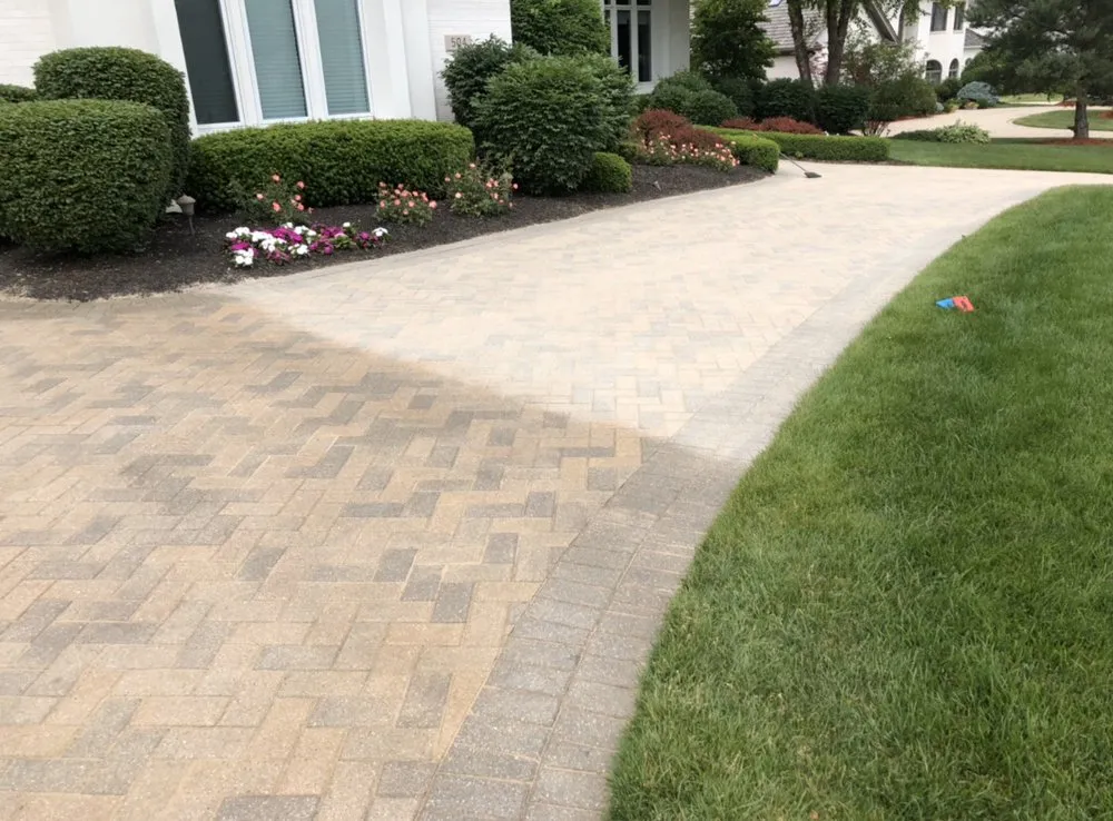 Affordable residential landscaping in Aurora, IL - Castro Construction