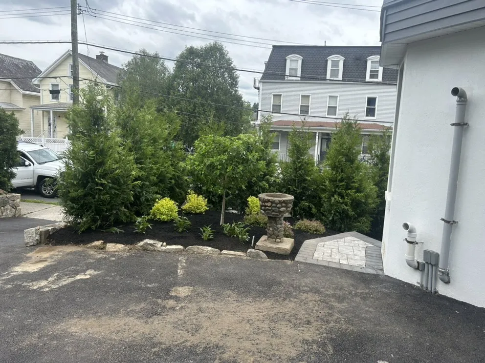Top-rated yard maintenance in Peekskill, NY by Castro Landscaping
