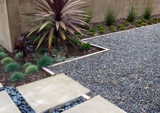 Custom outdoor landscaping near you across Los Angeles, CA - Castro Landscaping Service