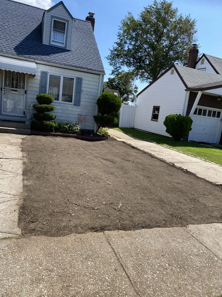 Expert landscape installation experts serving Hicksville, NY - Castro Rivera