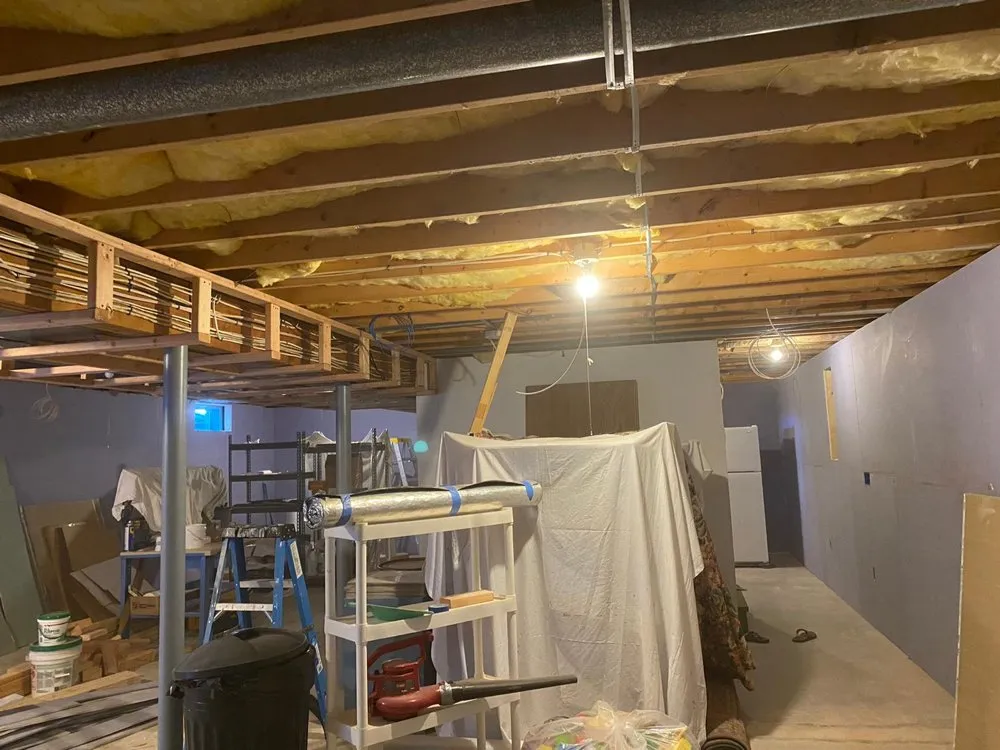 Affordable garden landscaping in Meriden, CT by Castro Somat Cleaning And Carpet Installation Service