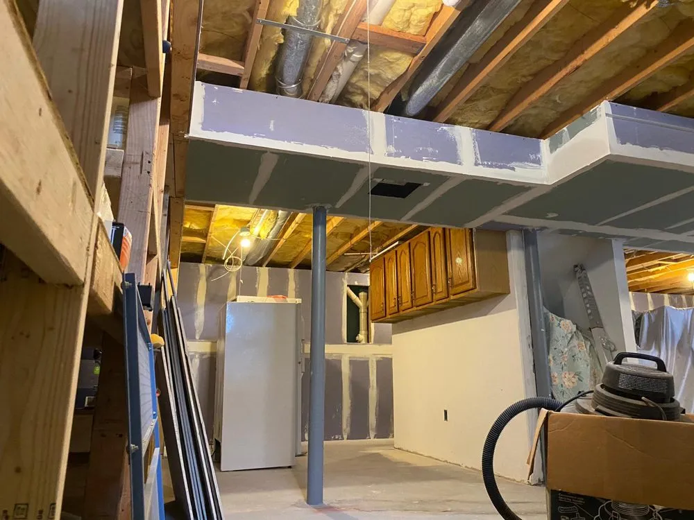 Custom yard maintenance for year-round maintenance in Meriden, CT by Castro Somat Cleaning And Carpet Installation Service