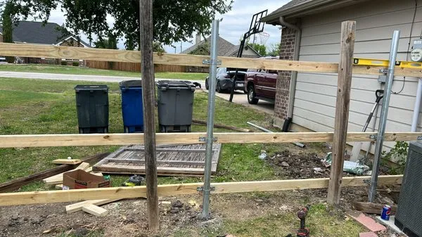 Castros Landscaping and Home Improvements Logo