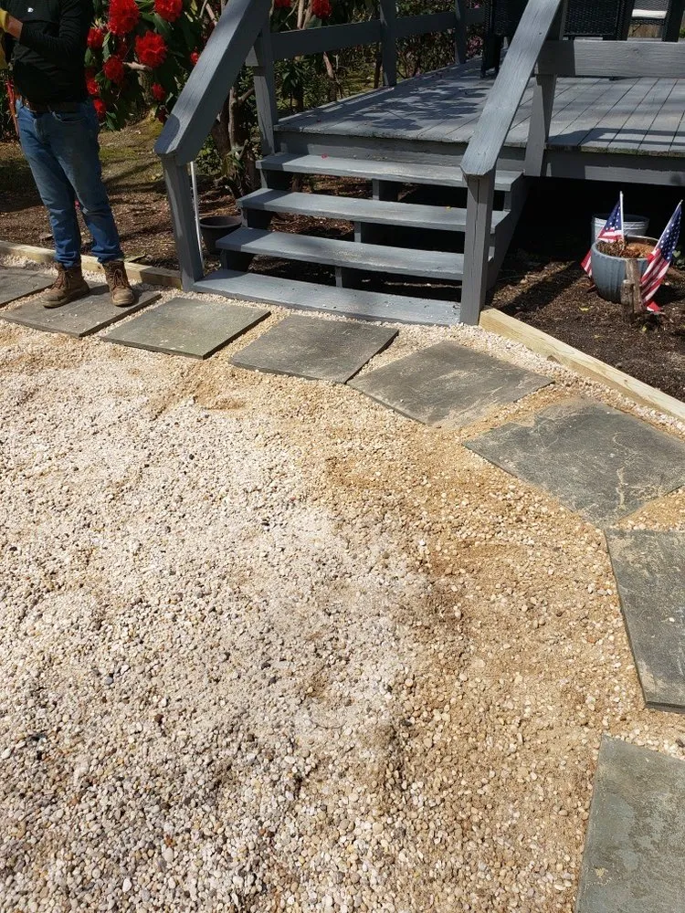 Custom lawn mowing service for beautiful yards across Southampton, NY - Castro's Tree and Lawncare Services Corp