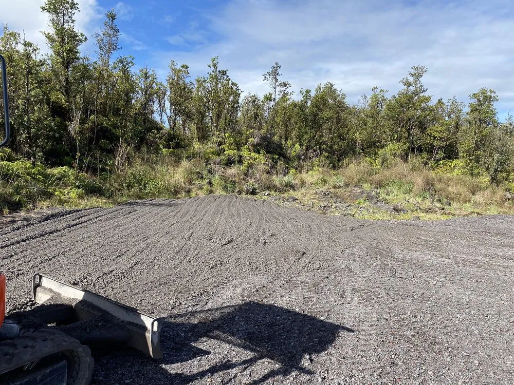 Expert yard maintenance experts serving Mountain View, HI - Castros yards & repairs