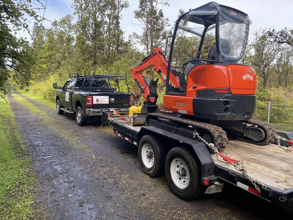Custom lawn mowing service experts serving Mountain View, HI - Castros yards & repairs