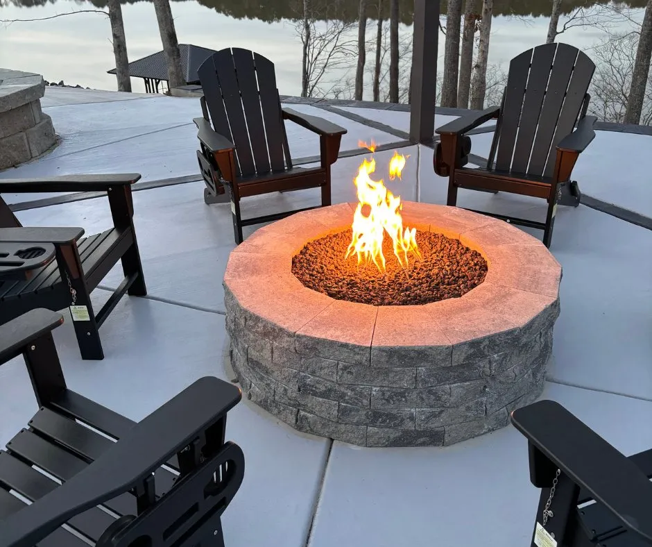 Reliable lawn care service with custom design in Hickory, NC by Catawba Outdoor Works