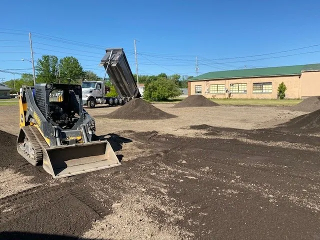 Affordable yard maintenance with custom design across North Royalton, OH - Caterpillar Landscaping