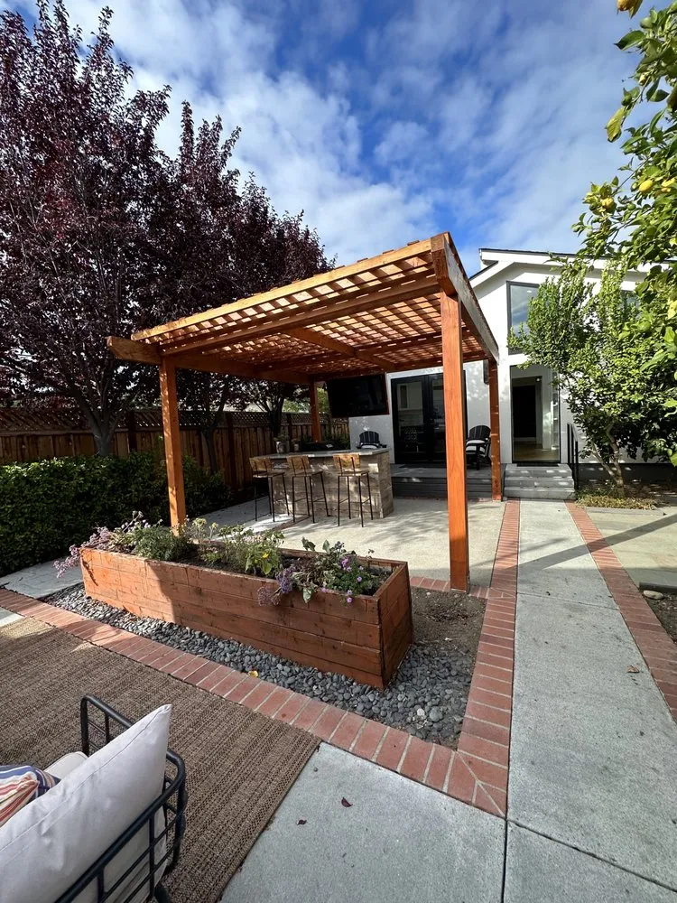 Reliable garden landscaping in San Jose, CA - Caterpillar