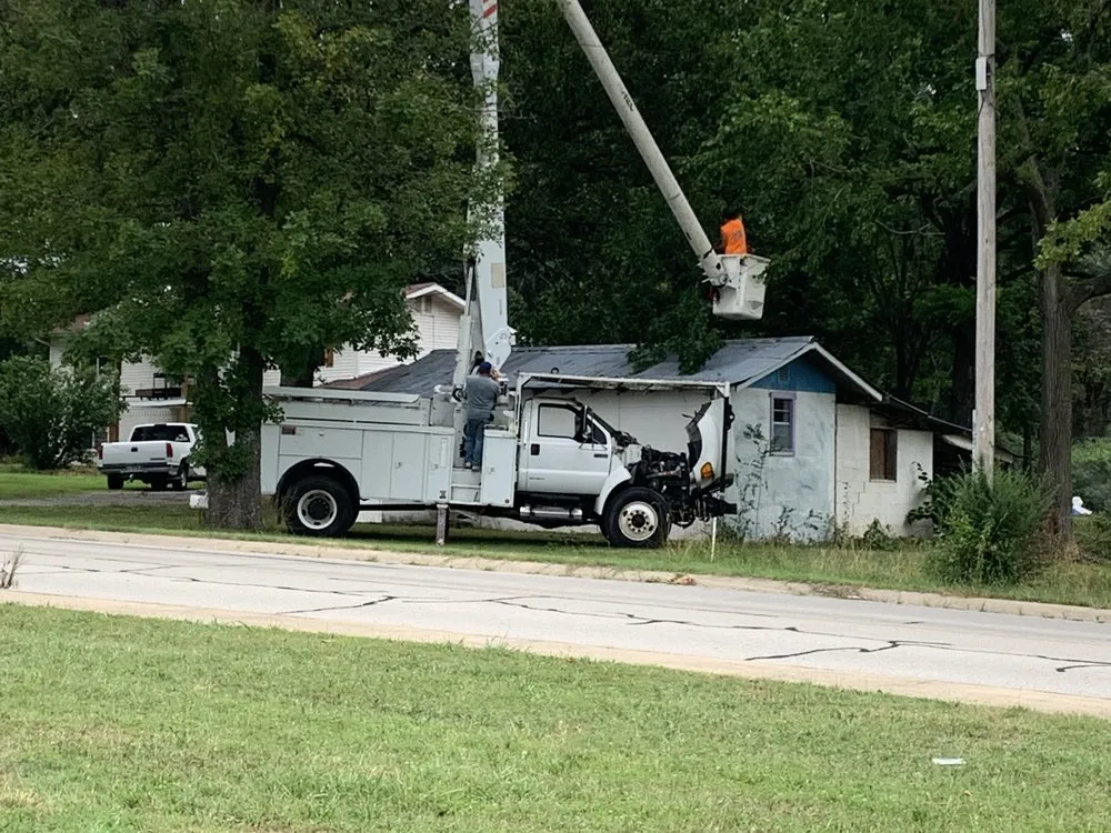 Local landscape design experts serving Gassville, AR - Cathys Homecare & Maintenance