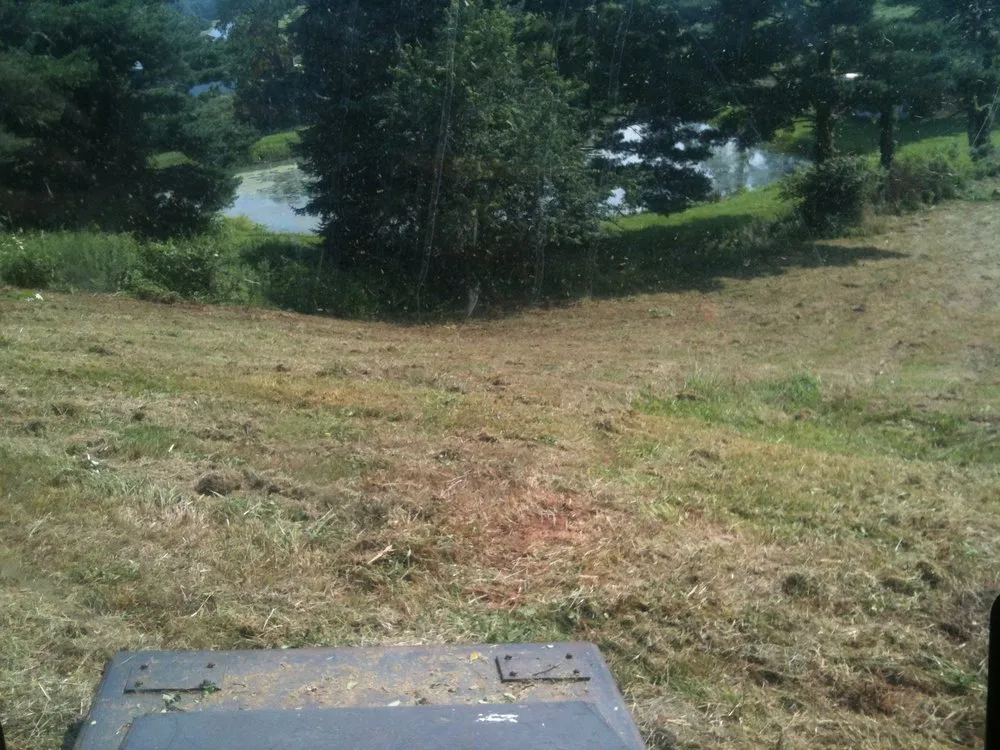 Affordable lawn mowing service with custom design across Myersville, MD - Catoctin Creek