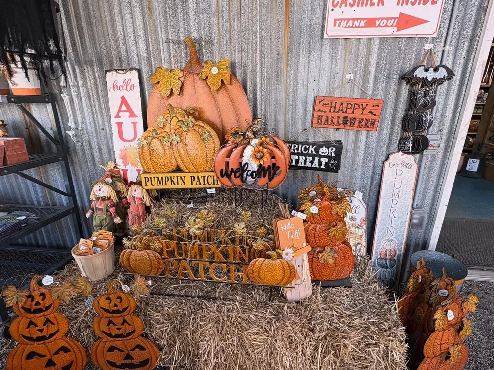 Top-rated residential landscaping in Pittsburgh, PA by Cavacini Landscaping & Garden Center