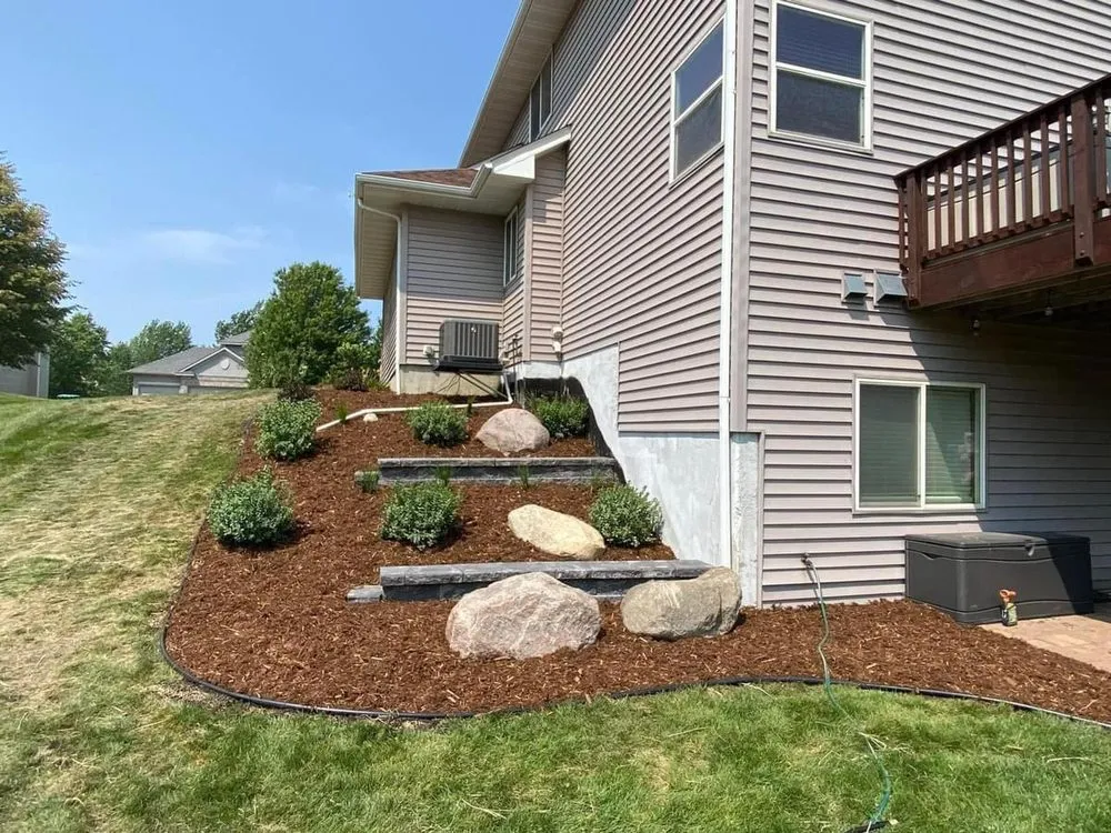 Top-rated garden landscaping for beautiful yards in Lakeville, MN by Cayering Lawn, Snow & & Landscape Services