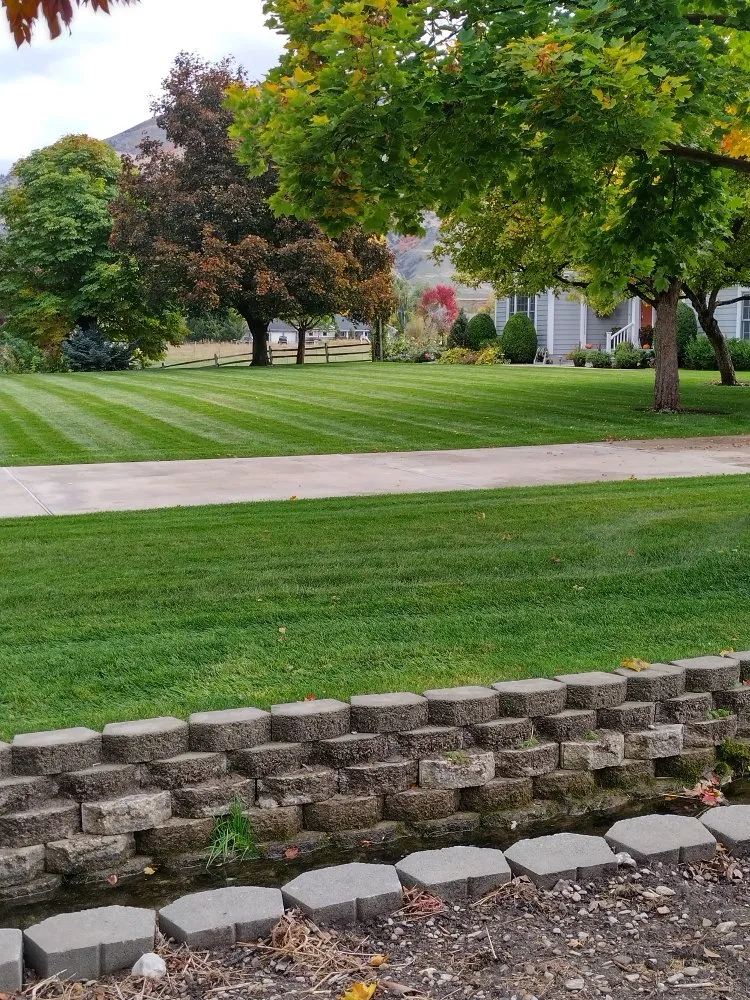 Trusted yard cleanup service in Logan, UT by Cazares Lawn Care