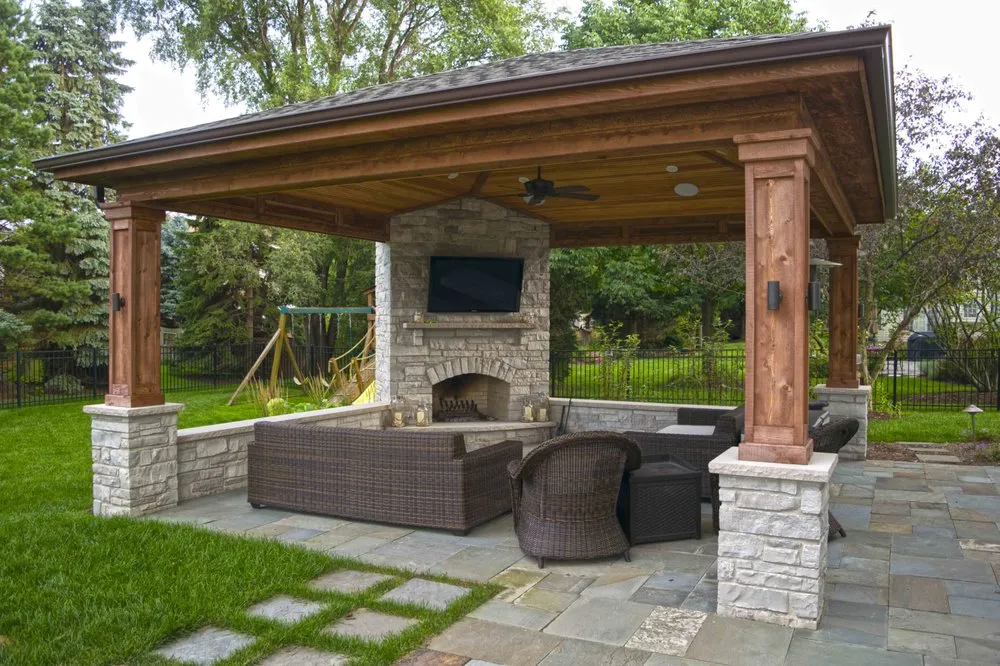 Local landscaping services in Naperville, IL by CB Conlin Landscapes