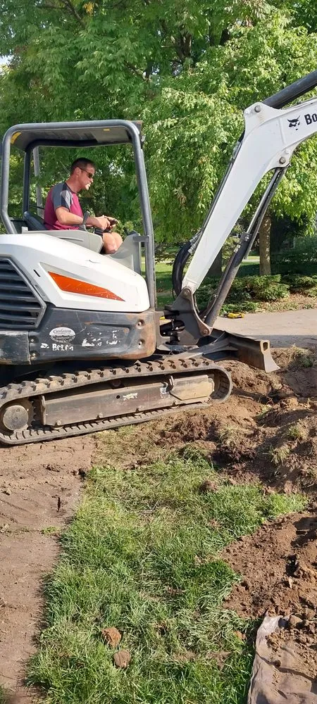 Top-rated landscaping services experts serving Middlebury, IN - C&b Home Maintenance and Repairs